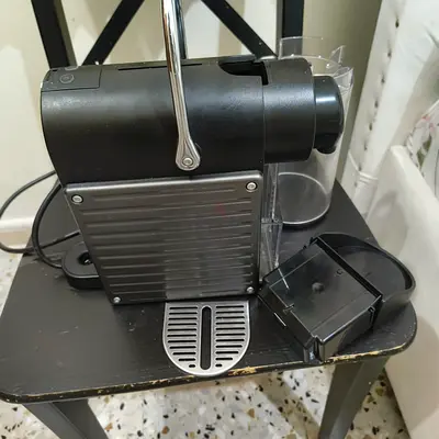 Nespresso-style Espresso Capsule Machine (used) with Water Tank