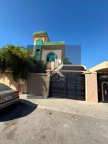 🏡 فيلا للإيجار السنوي في الشارقة – منطقة الحزانة 🏡 فرصة مميزة للسكن العائلي في منطقة هادئة وحيوية، تتميز بمساحات واسعة وتصميم عملي يوفر الراحة والخص