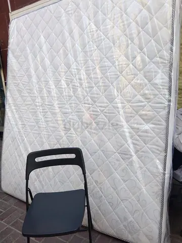 King size 180x200cm mattress.  Same day delivery available