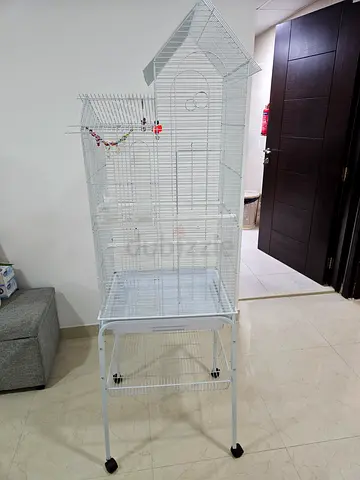 bird/parrot cage with carriage