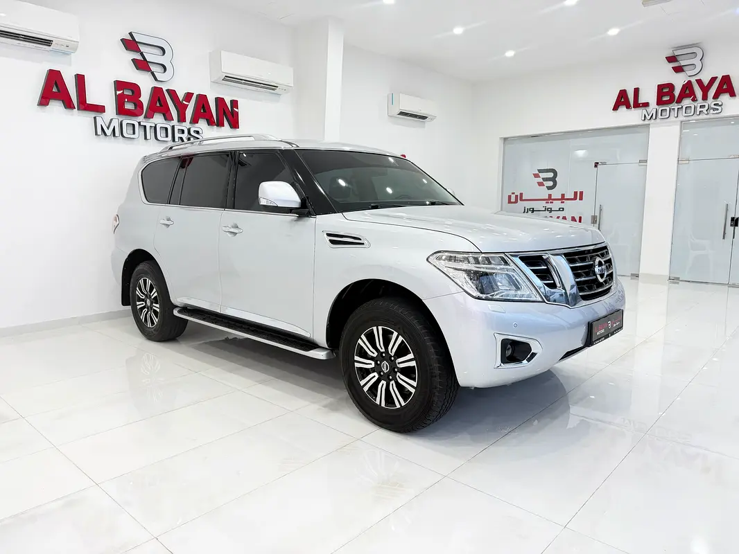 Nissan Patrol 2018 — photo 1 of 14