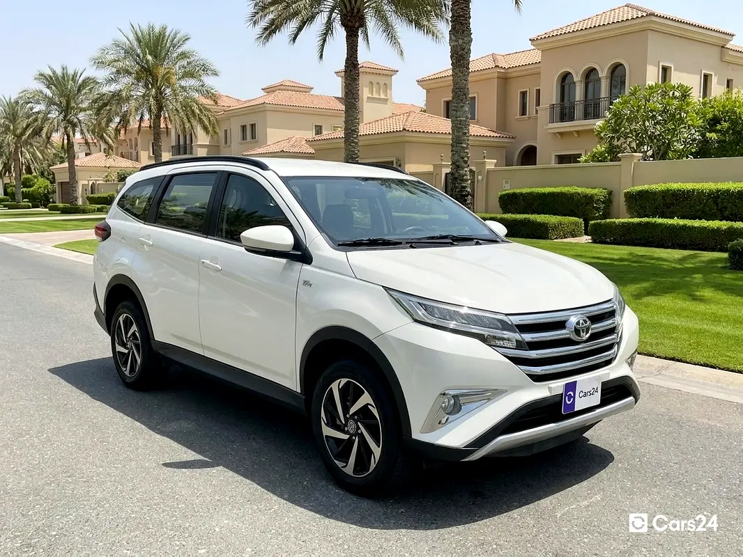Toyota Rush 2022 — photo 1 of 13