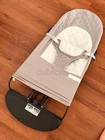 Baby bouncer seat with toy arch (light grey)
