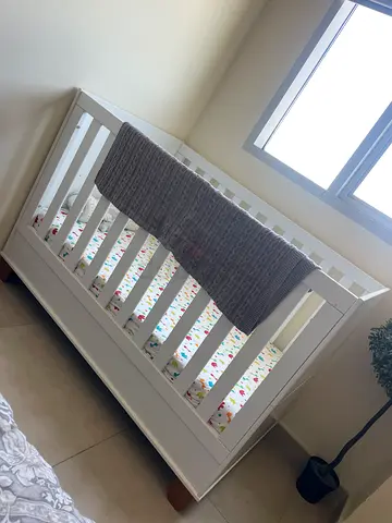 White Wooden Baby Crib with Mattress - Good Condition
