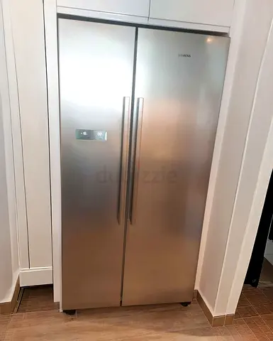 Siemens iQ700 Side by Side Refrigerator 90 cm Width – Latest Version | Premium German Quality