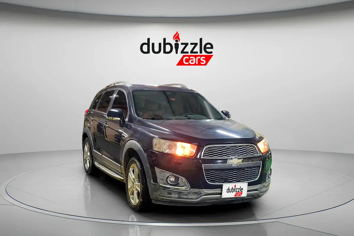 Chevrolet Captiva 2015 — photo 1 of 13