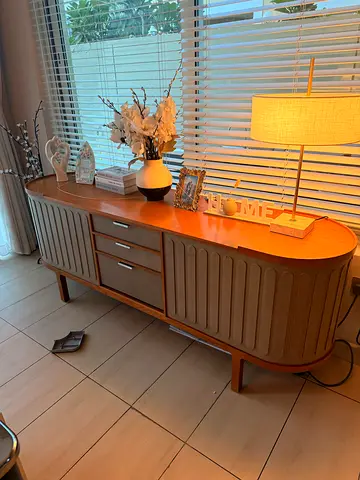 Console table