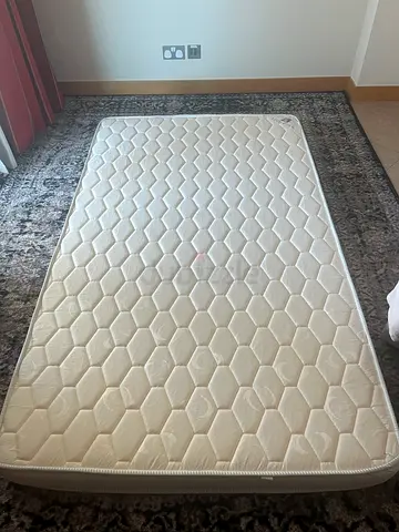 Danube Home visco foam mattress 120x200cm