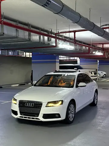Audi A4 2012 2.0  Quattro S.Zero accident.Fresh imported from Korea.