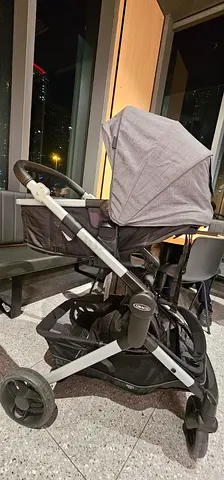 Graco Modes Nest stroller and car seat