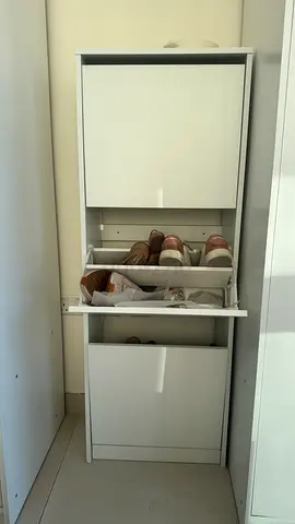 White 3-Tier Shoe Cabinet with Flip Doors – Good Condition