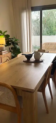 Dinning table