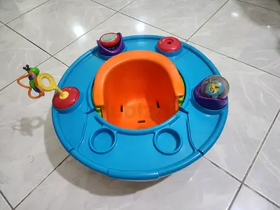 Baby activity saucer seat with toys - good condition