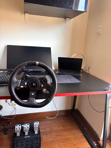 Logitech G920 Xbox/PC steering wheel