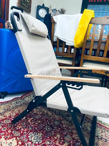 Foldable Reclining Outdoor/Beach Chair with Headrest