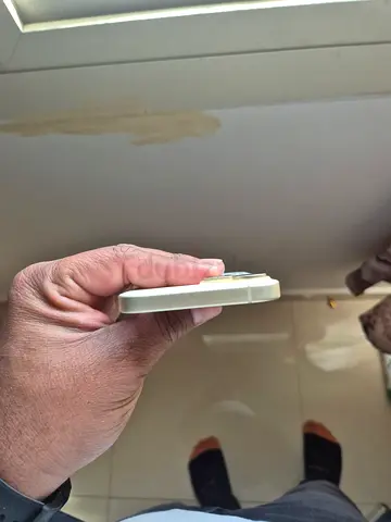 iPhone 15 yellow - Good Condition, Unlocked