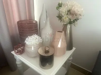 Set of decorative Vases in excellent shape