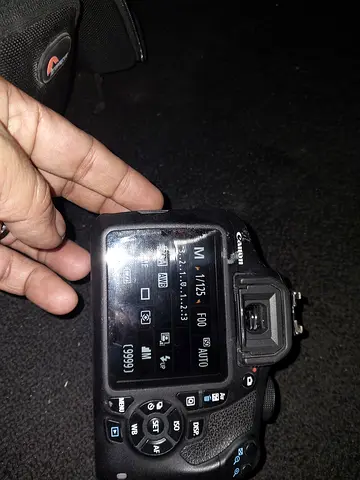 Canon 1200d body only need repair