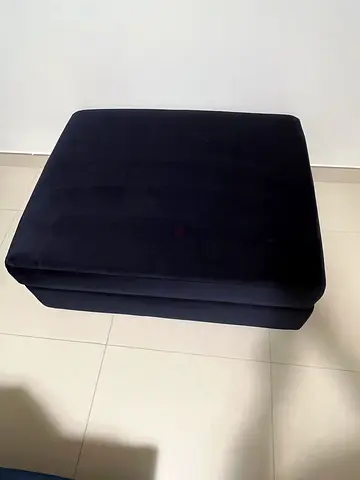 Purple Blue Ottamon with Storage. Flawless condition. Size 80*100cm.
