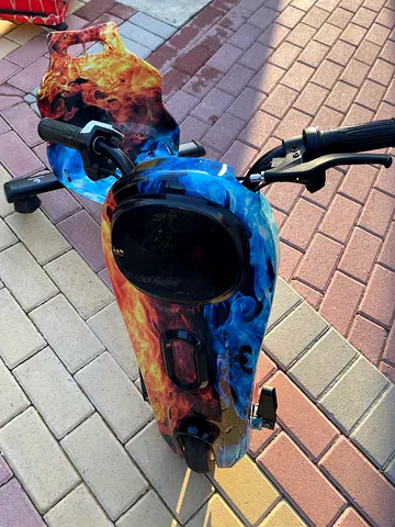 Kids Electric Drifter Scooter with Fire and Ice Graphic