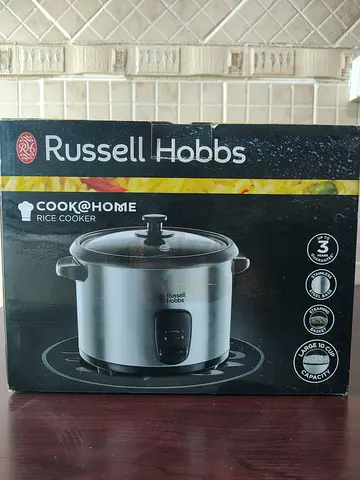 Russell Hobbs Electric Rice Cooker 1.8L Good Condition (With Guarantee-only one time used)