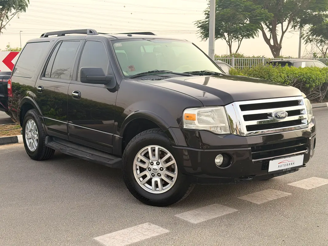 Ford Expedition 2013 — photo 1 of 9