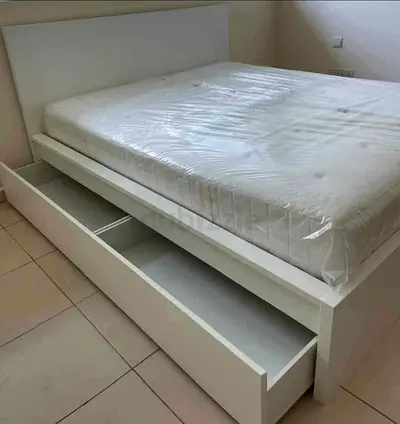 Ikea malam bed with ikea mattress king size 180 x200cm bed