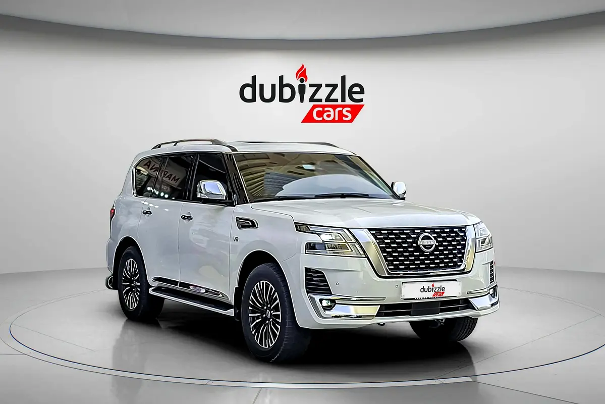 Nissan Patrol 2024 — photo 1 of 15