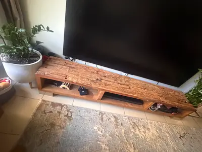 Tv unit