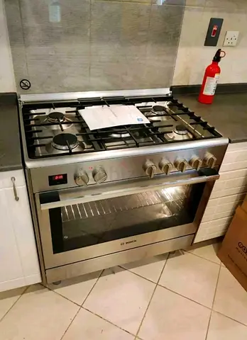 Bosch latest 8th Series Top Gas Oven Electric 90cm