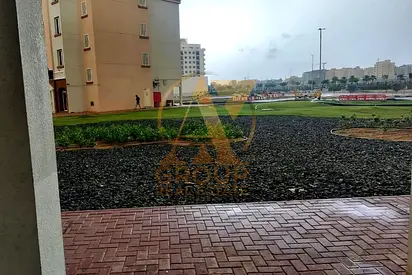Retail Space Available | Prime Location | For Rent