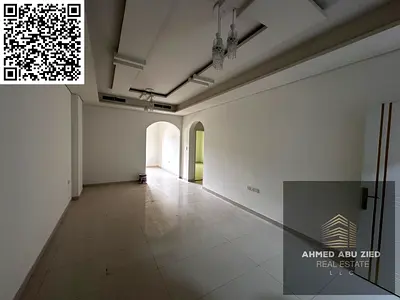 افخم وارقي غرفتين وصاله اول ساكن مع 3 حمام بلكونه خزائن حائط شهر مجاني مسبح جاكوزي صيانه كامله علي المالك طول فترة الايجار قريب جدا من جميع المخارج لد