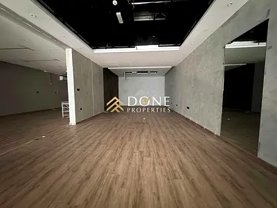 30 days free luxury showroom with Mazzine floor office space 2wishroom Business Center prime location ready to move with parking only jest 220k