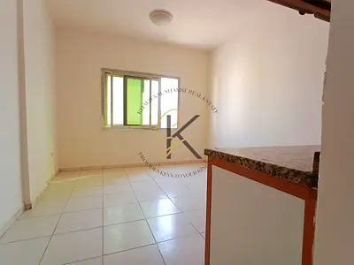 Lavish studio available in muwaliah Near by Safri Mall and Lulu supermarket for contact Babar