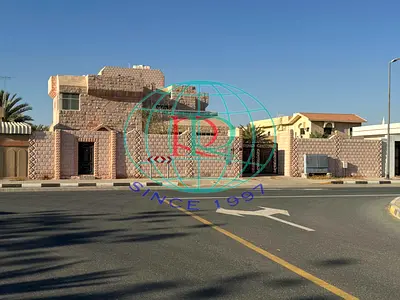 6 BR HALL DOUBLE STOREY VILLA AVAILABLE IN AL TURRFA AREA NEAR TURRFA PARK (FOR UAE NATIONAL ONLY)