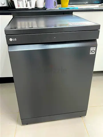 LG New Model Three Racks Dishwasher With wifi Assiste