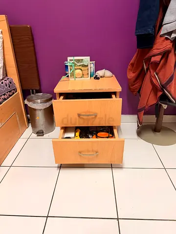 Night stand