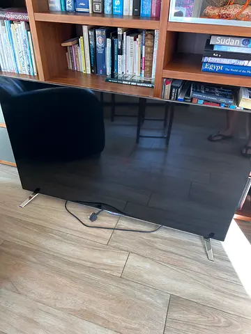 Slim 55-inch LED Smart TV in Excellent Condition