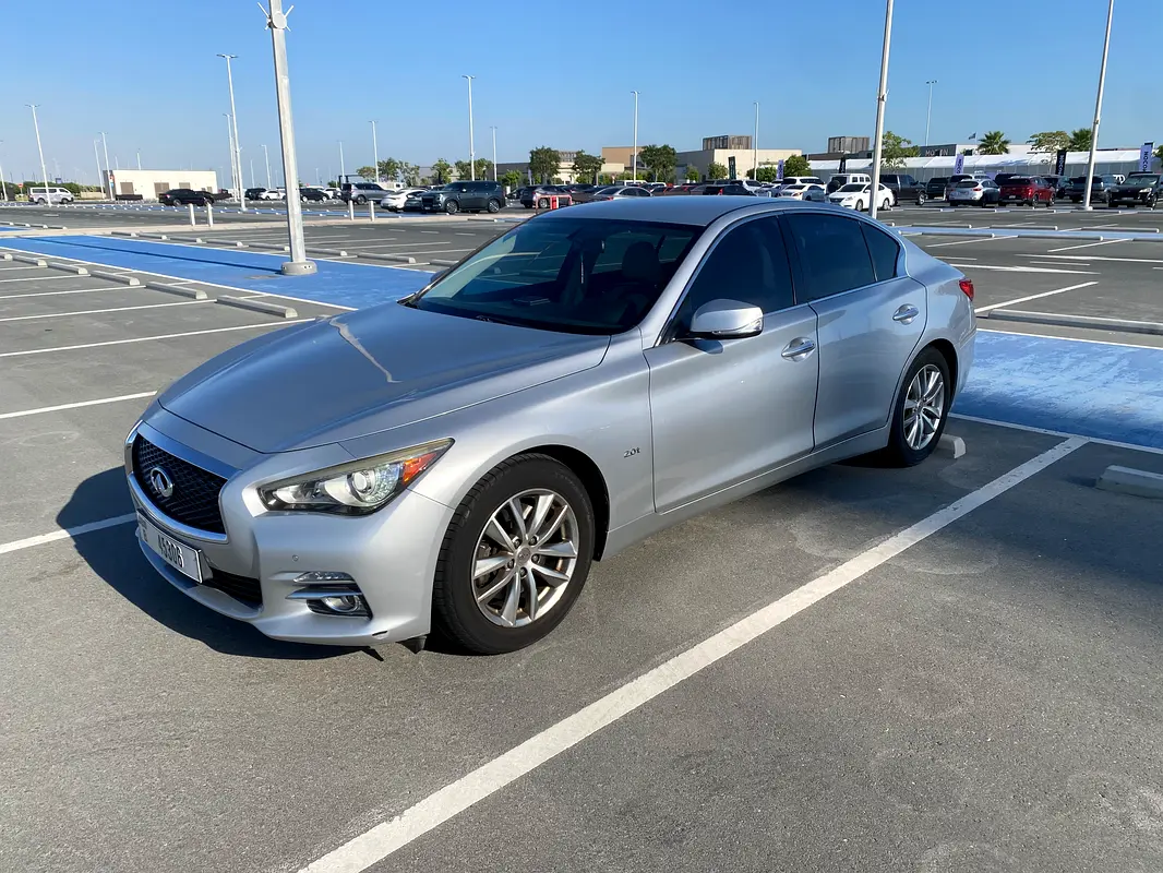 Infiniti Q50 2017 — photo 1 of 15