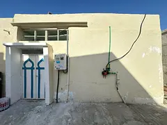 Traditional Arabic house | Excellent size | Price negotiable | Prime location | Suitable for singles