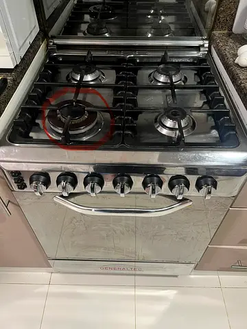 Used gas cooker. Large burner not working properly. The rest working but Gas system needs inspection