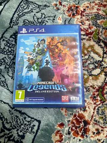 Minecraft Legends (Deluxe Edition) - PS4, Good Condition