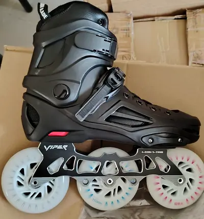 New Inline 3 wheels with light
