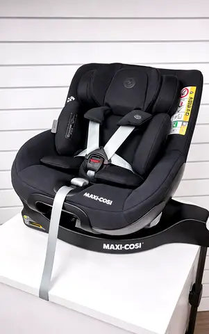 Maxicosi pearl 360 rotation car seat with isofix base