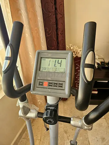 Rykon Elliptical Cross Trainer and Exercise Bike