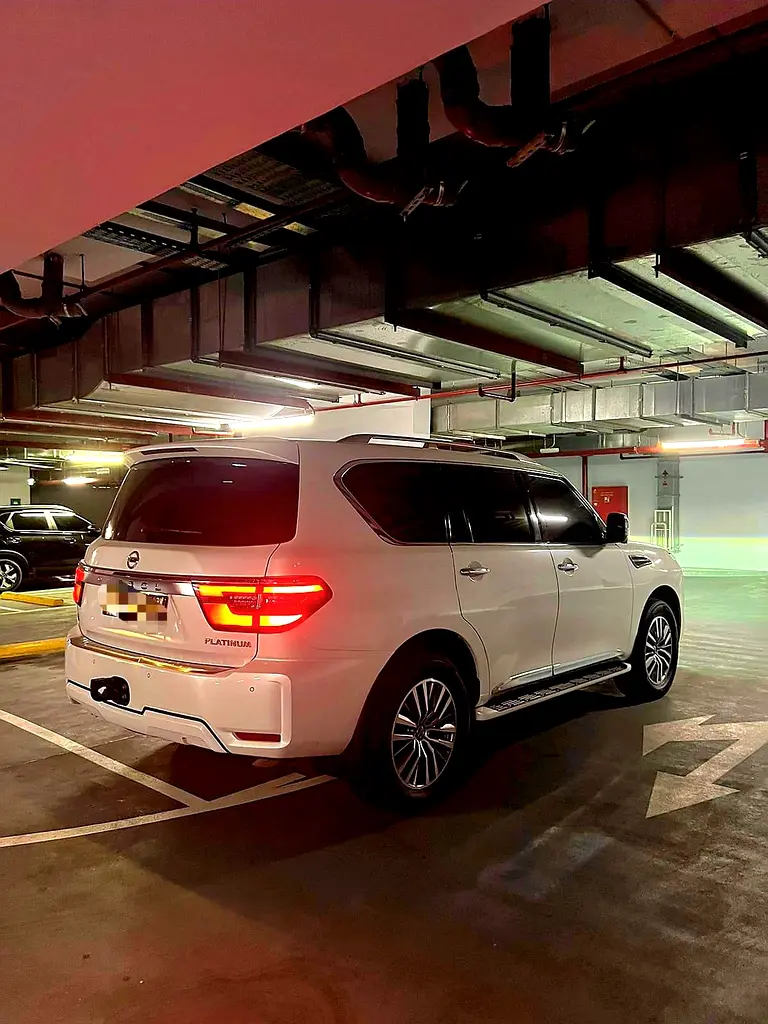 Nissan Patrol 2020 — photo 1 of 6