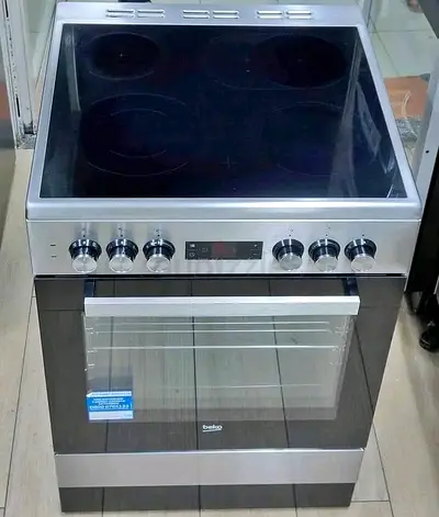 Beko Stainless Steel Electric Ceramic Cooker with Oven - Good Condition