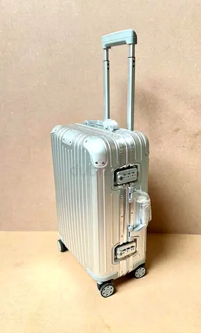 RIMOWA cabin suitcase in silver