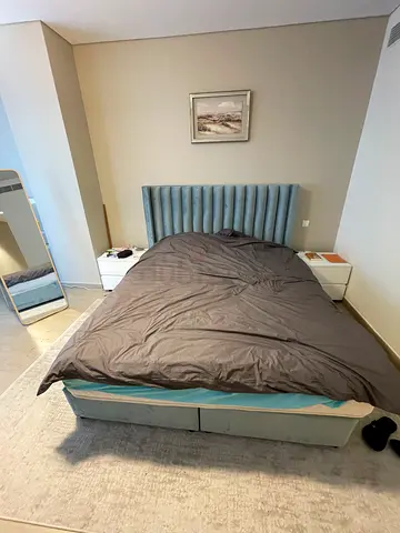 King size bed for sale