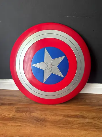 Life size Captain America shield - large